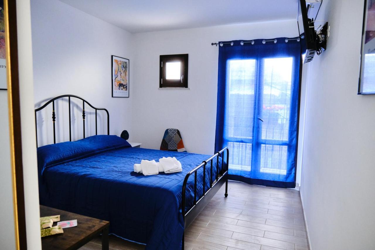 Mercede Rooms Palermo Bagian luar foto